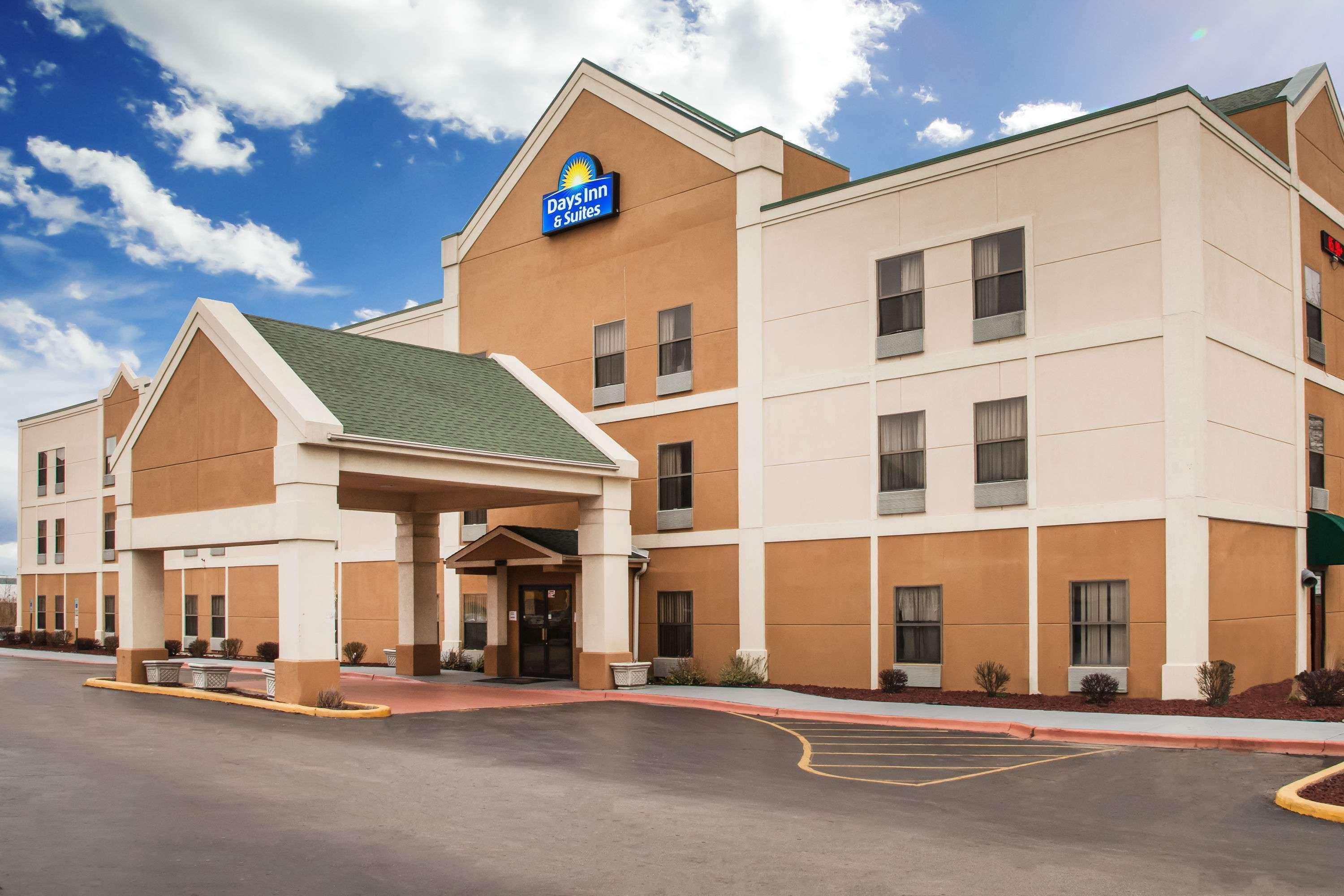 Days Inn Harvey Il Exterior photo